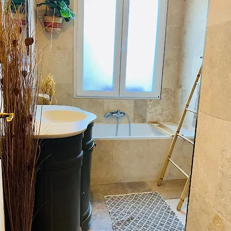 Apartment Almanarre