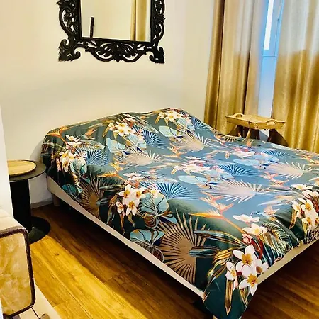 Apartment Almanarre *